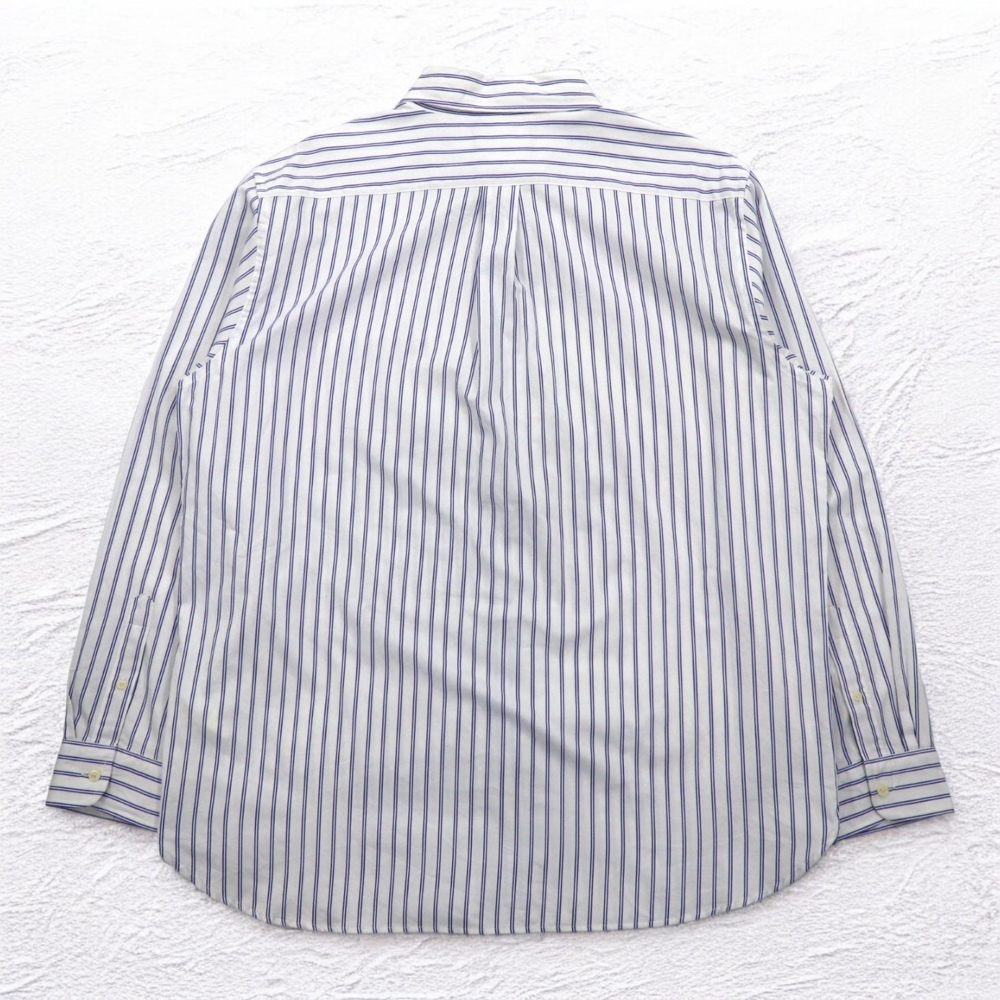 Camicia button-down CHAPS XL bianca a righe in cotone con taschino sul petto, mai usata