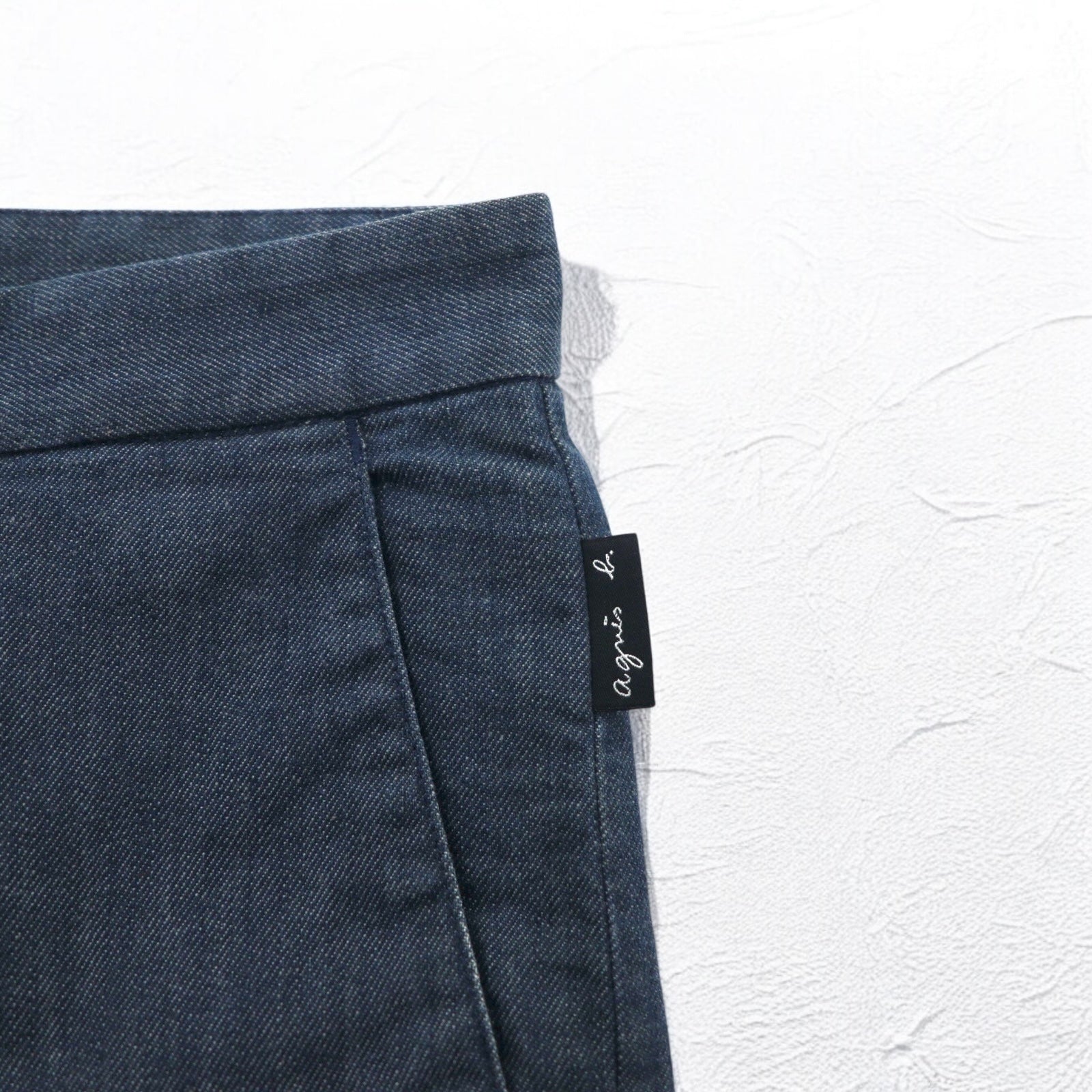 agnes b. homme Pantaloni in denim con pinces S indaco blu elasticizzati Made in Lituania