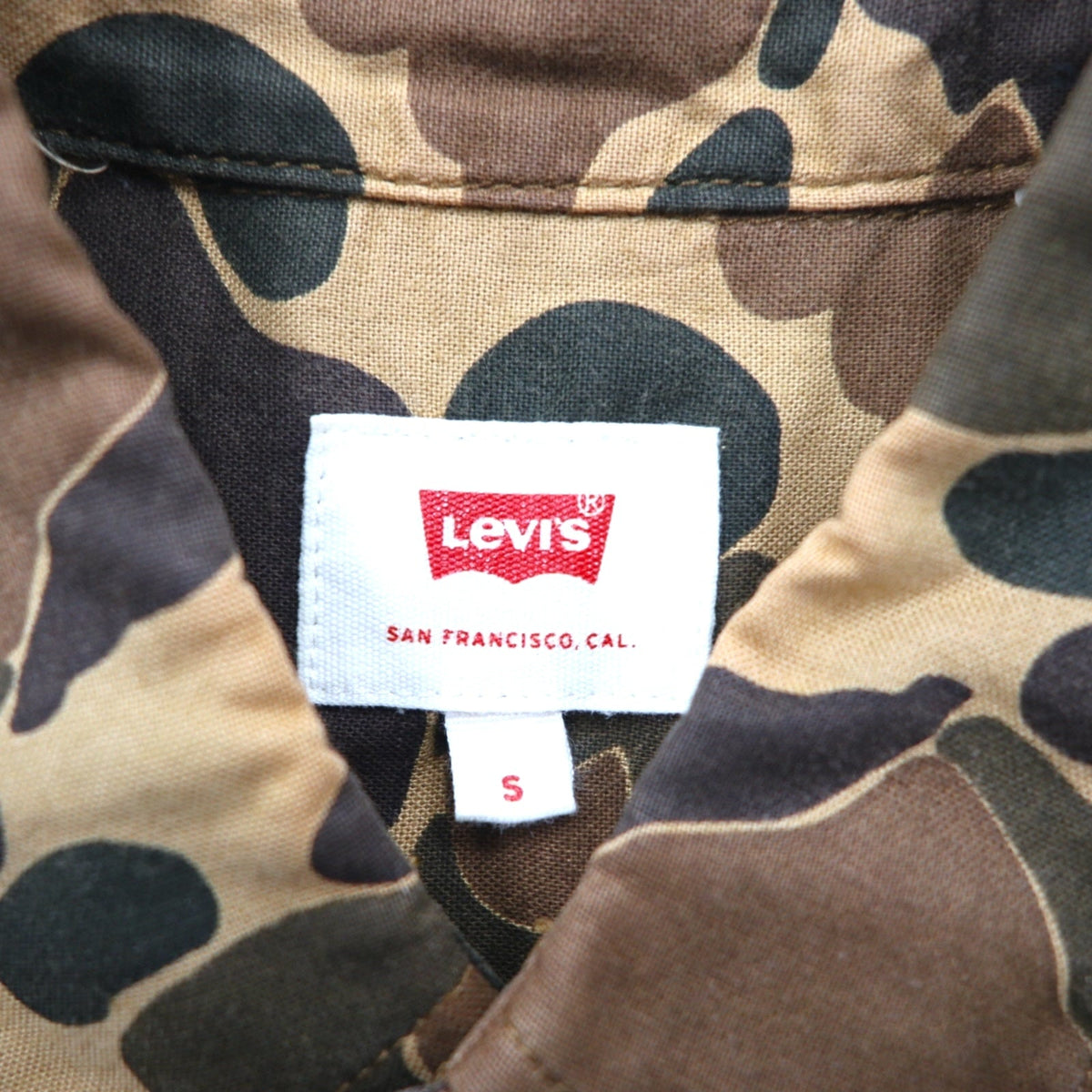 Camicia button-down mimetica Levi's Duck Hunter S kaki cotone 19586-0042