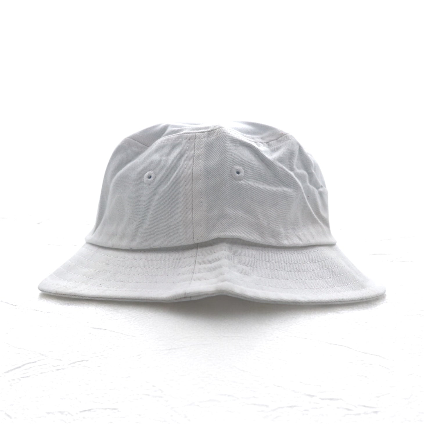 Stussy cappello da pescatore logo Chanel S/M bianco cotone ricamato