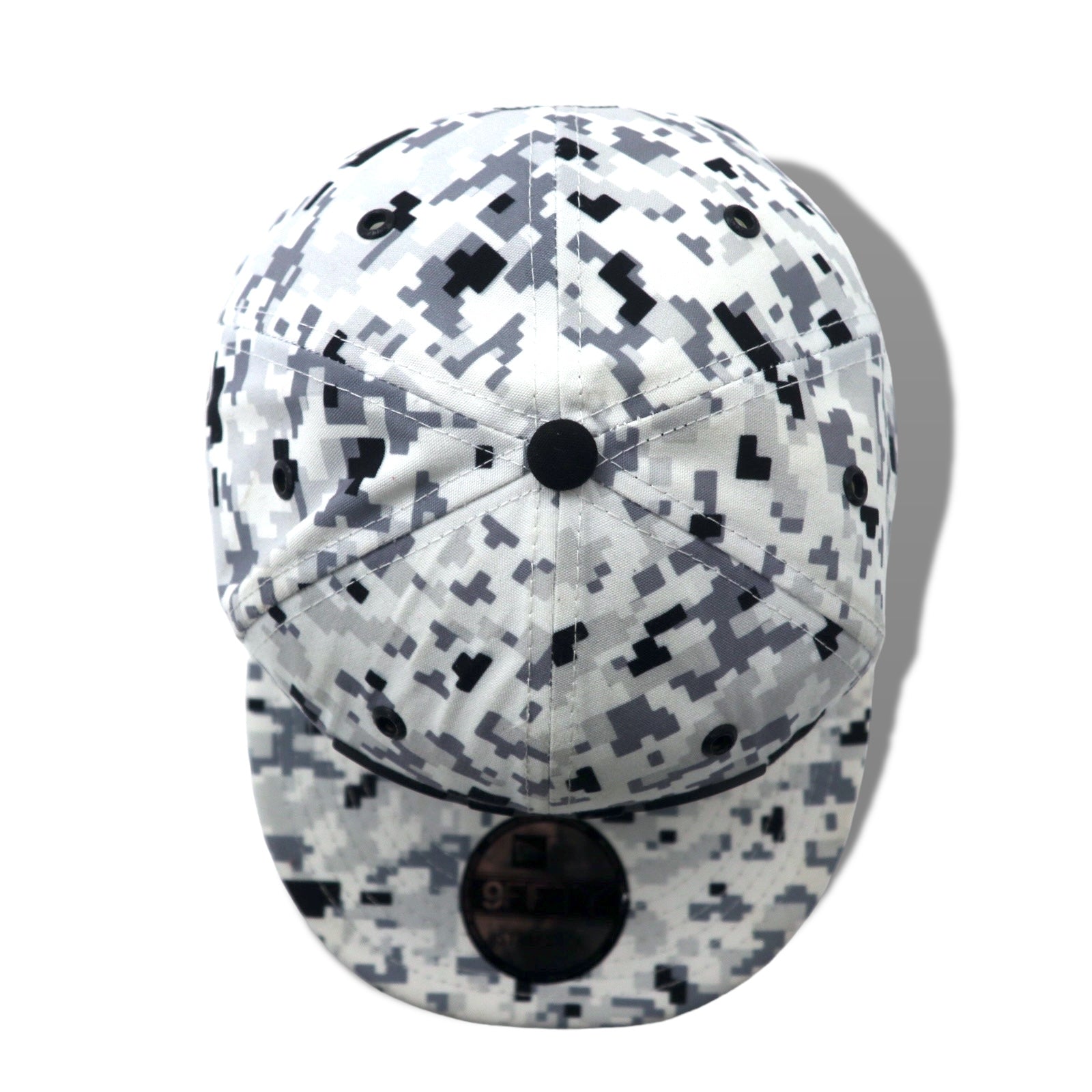 NEW ERA × PXG ベースボールキャップ ONE スナップバック グレー デジタルカモ ポリエステル ロゴプレート FAIRWAY CAMO 9TWENTY CAP