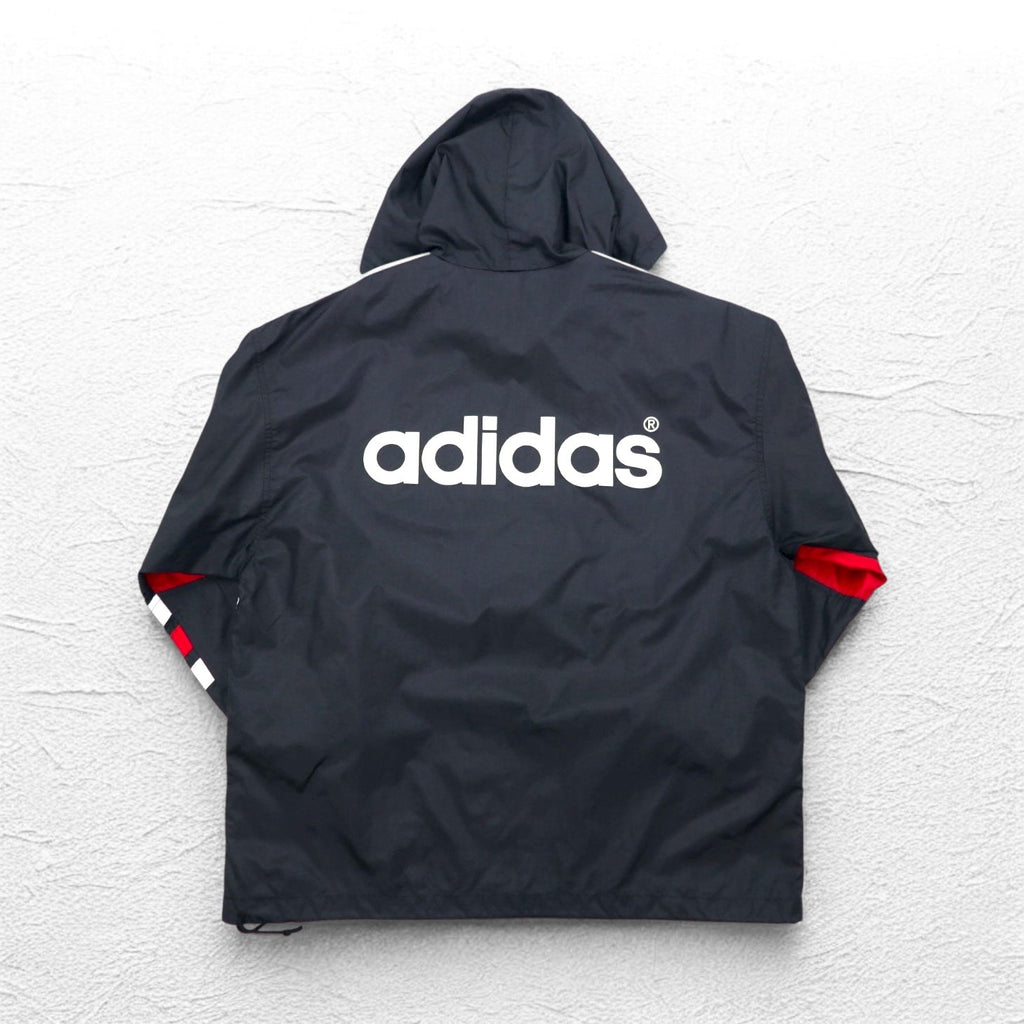 adidas 90年代 デサント社製 ピステ プルオーバー ナイロンパーカー M-L 3ストライプ 両面ロゴプリント 日本製
