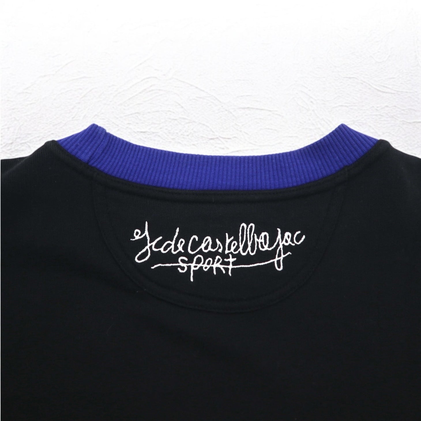 Castelbajac sport anni '90 felpa con stampa personaggio, taglia M, colore nero, in cotone.