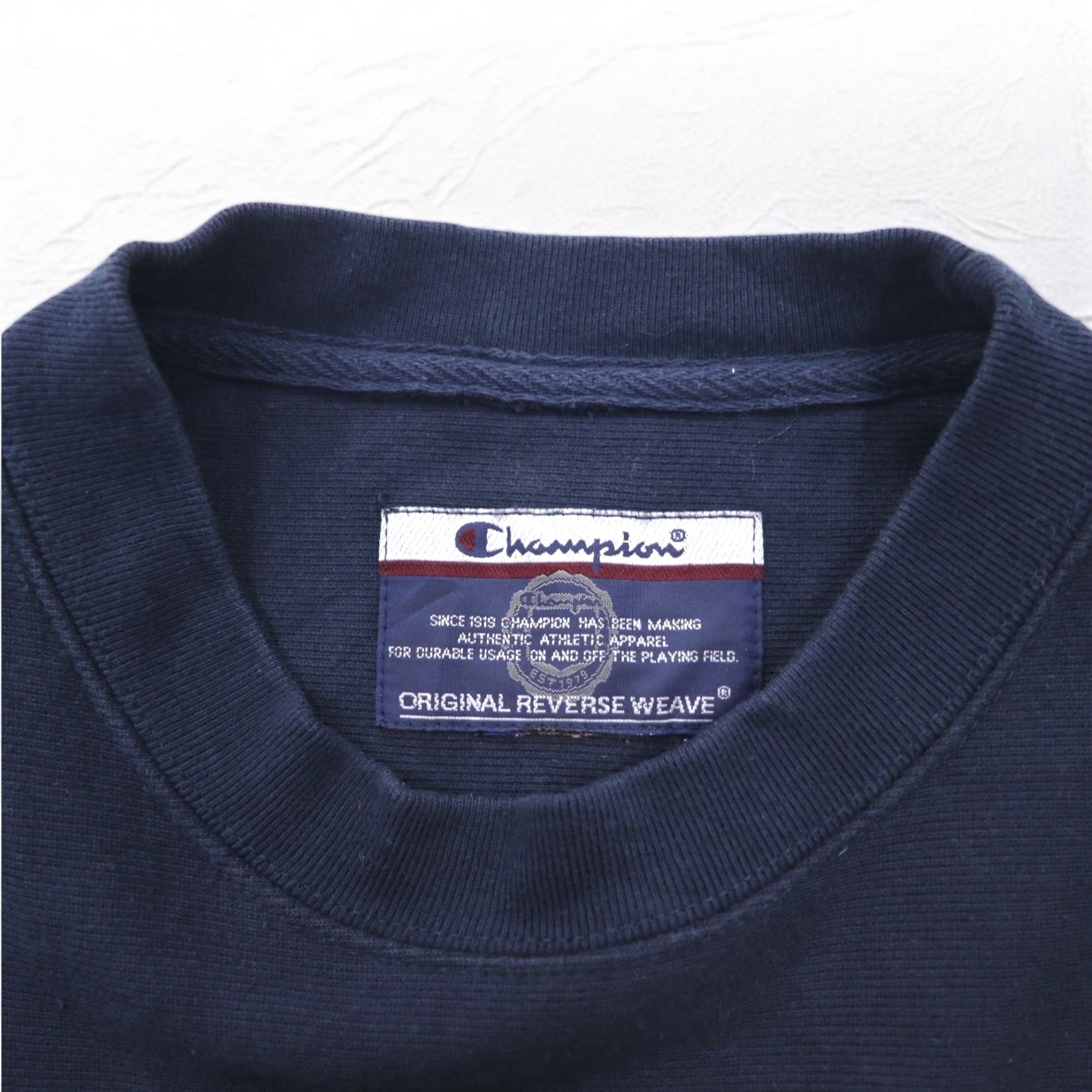 Champion Premium Reverse Weave FELPA Reverse Weave Stampa College L Blu Navy MARQUETTE Logo ad arco