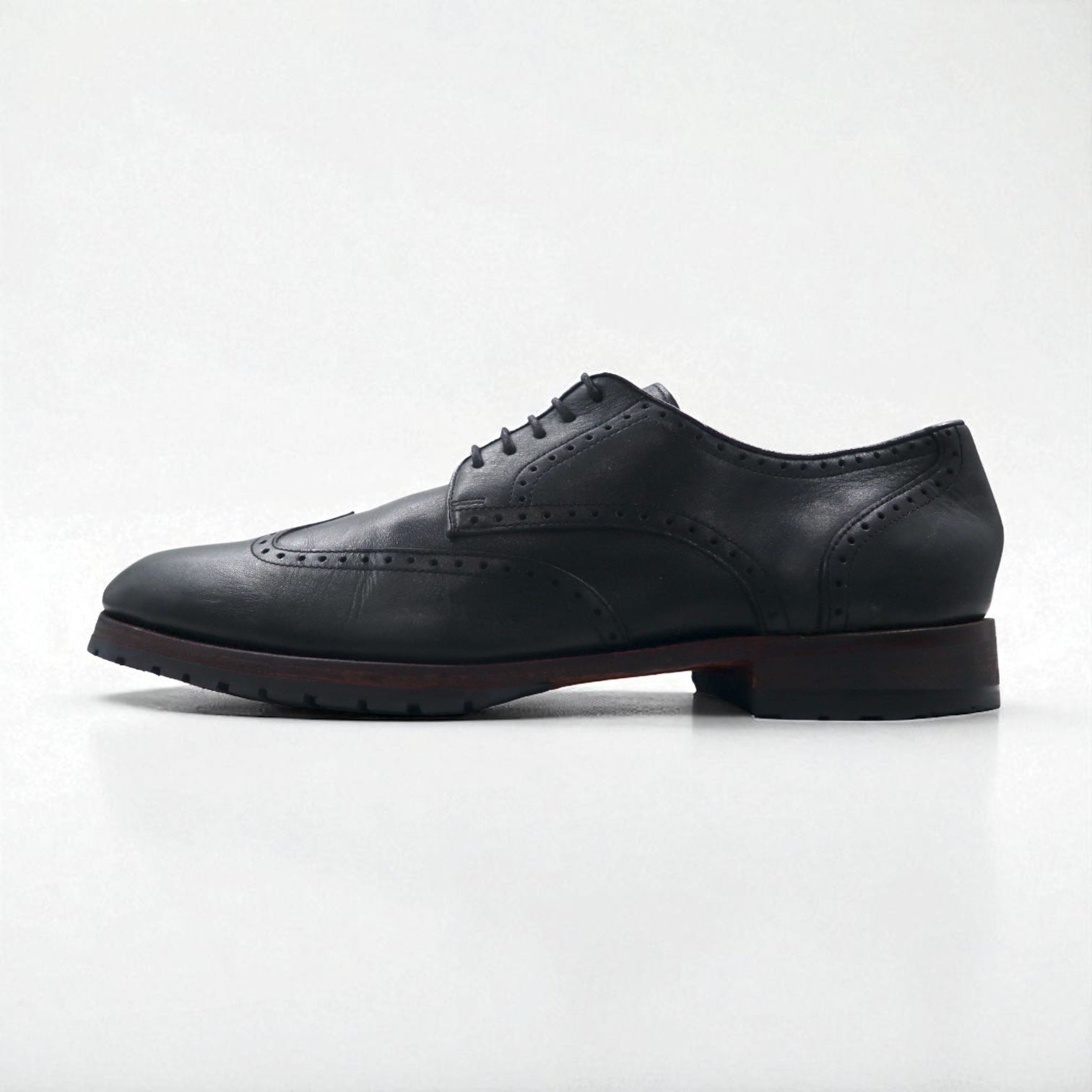 GORDON & BROS ウィングチップ ドレスシューズ 27cm レザー ラグソール グッドイヤーウェルト製法 メダリオン LEVET