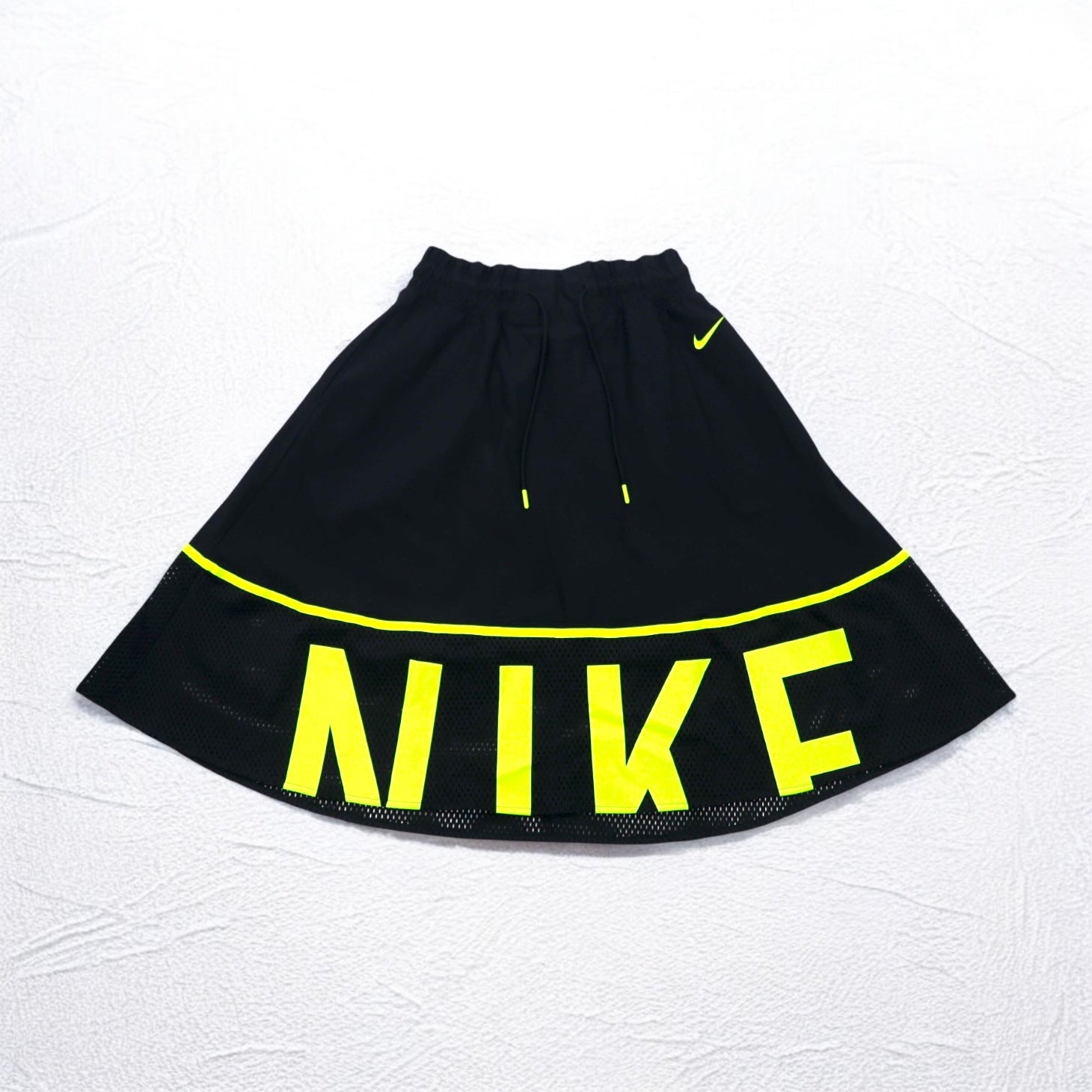NIKE Gonna in mesh M Nera Gialla Stampa logo AS W NSW SKIRT MESH CU4031-017
