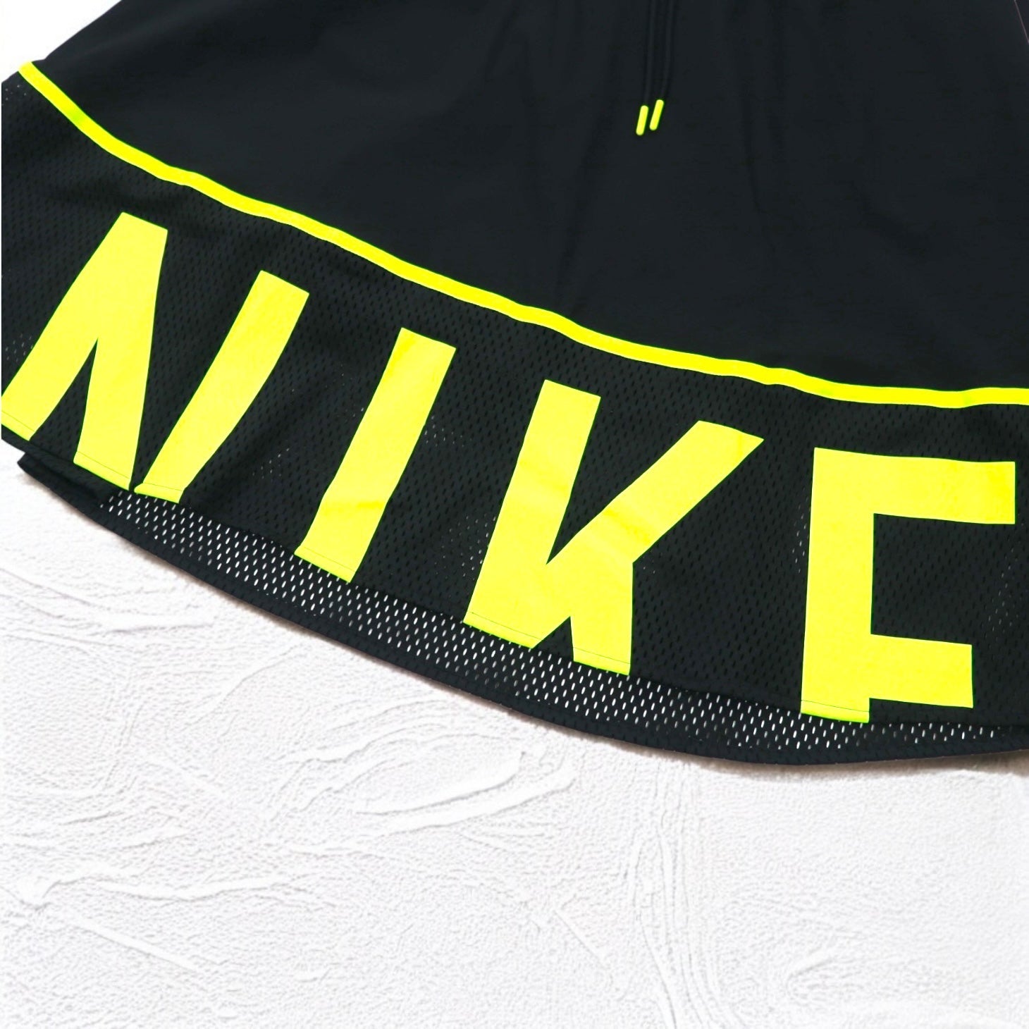 NIKE Gonna in mesh M Nera Gialla Stampa logo AS W NSW SKIRT MESH CU4031-017