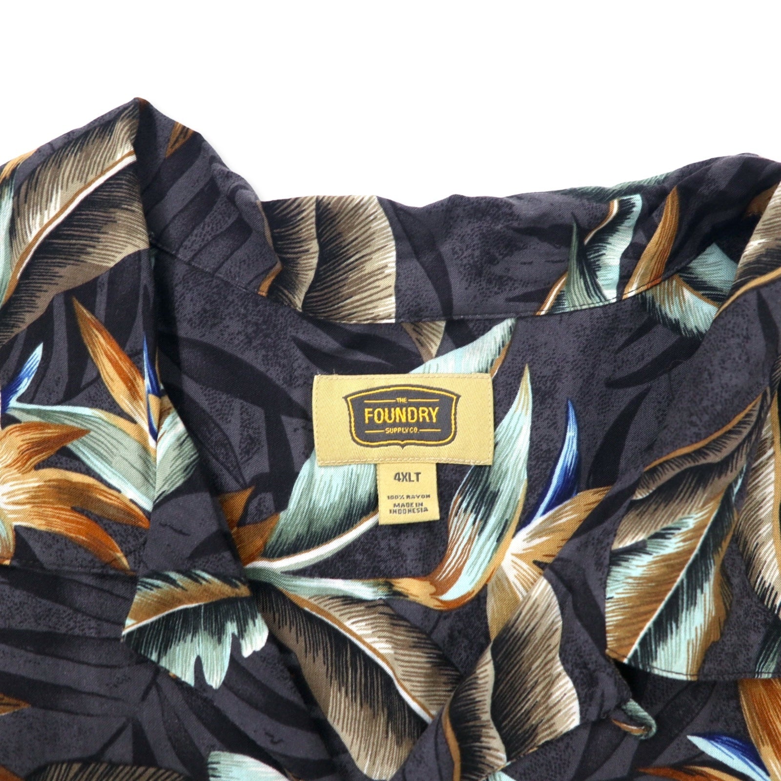 THE FOUNDRY SUPPLY CO. Camicia Aloha a collo aperto 4XLT Nera in rayon Fantasia botanical oversize