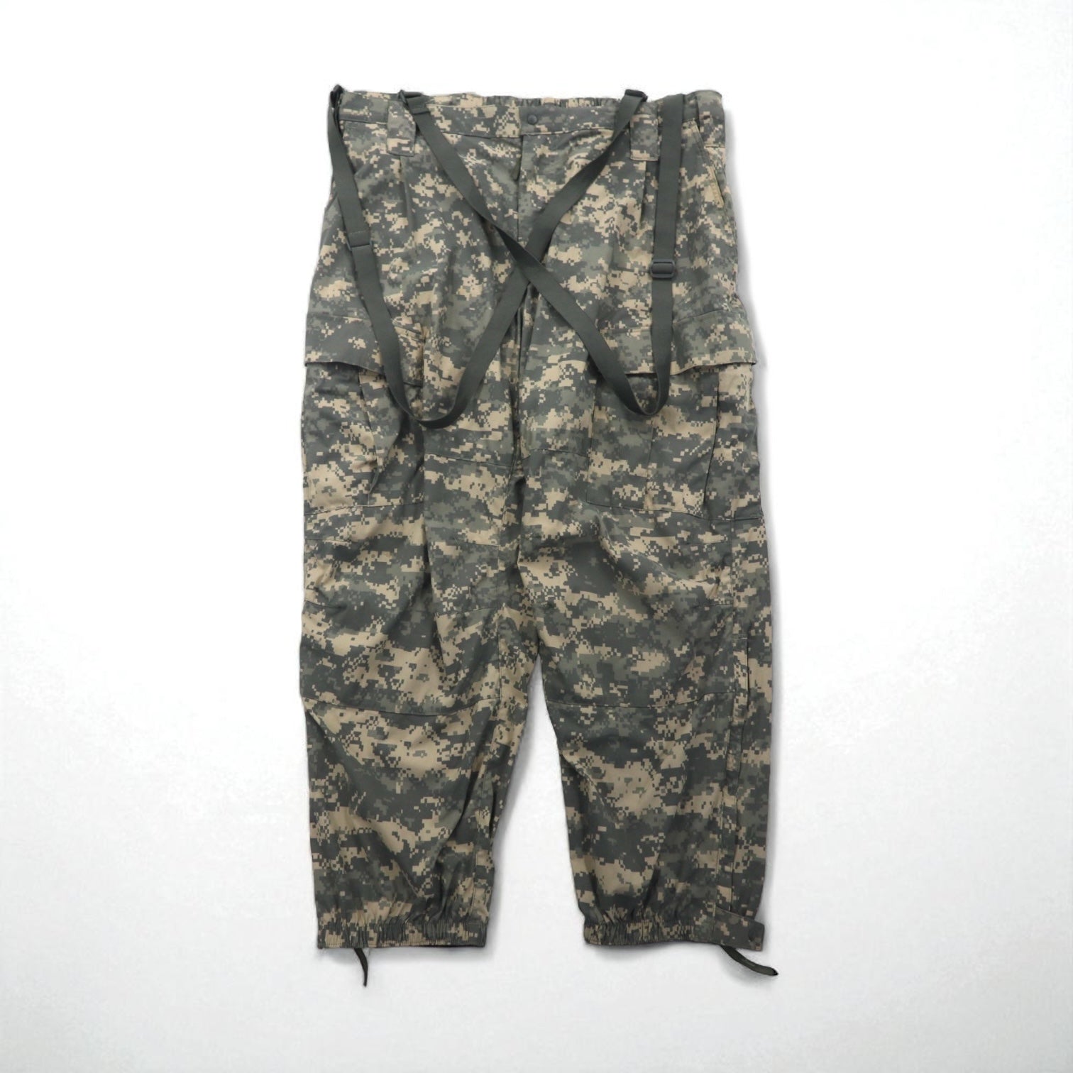 US ARMY ECWCS GEN3 LEVEL5 ソフトシェル カーゴパンツ XL ナイロン 防水 サスペンダー付 ドローコード 8415-01-538-6875 デジタルカモ