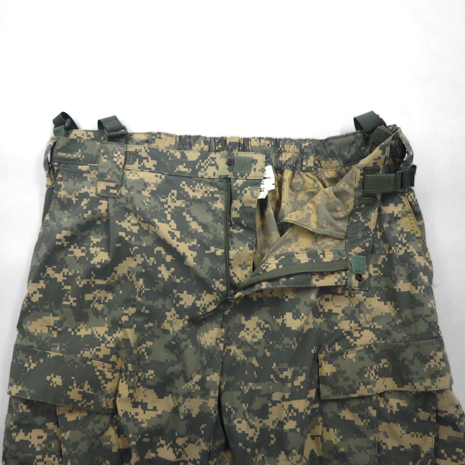 US ARMY ECWCS GEN3 LEVEL5 ソフトシェル カーゴパンツ XL ナイロン 防水 サスペンダー付 ドローコード 8415-01-538-6875 デジタルカモ