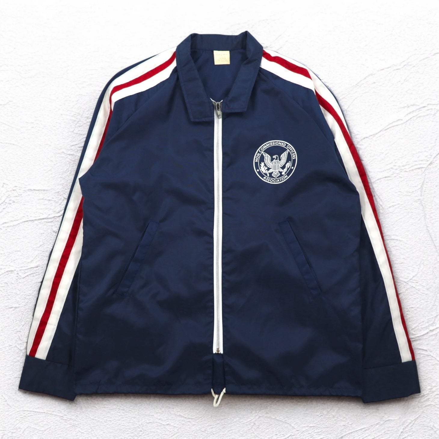 Vintage Anni '90 USA Harrington Jacket California Prodotto negli USA Anni '90 Giacca Swing Top M Blu Navy Righine Laterali NCOA