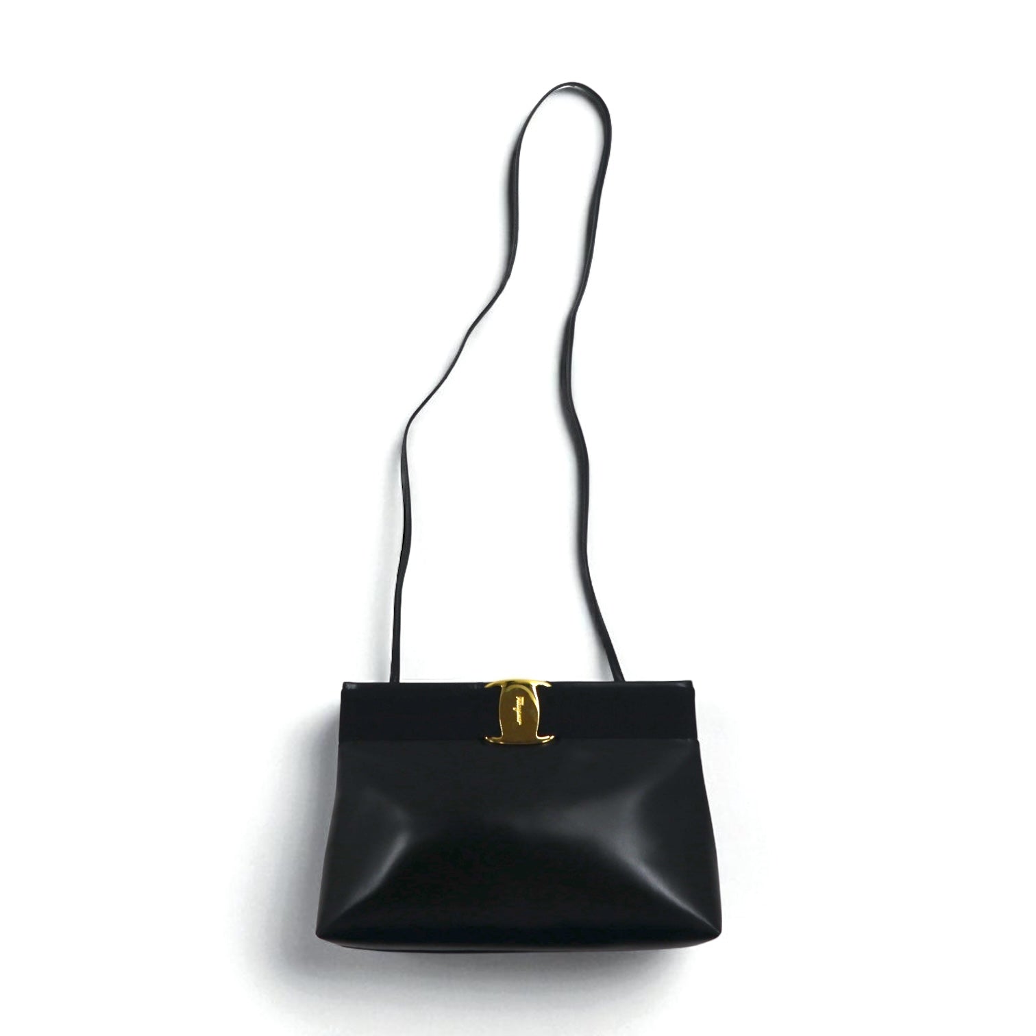 Salvatore Ferragamo 2WAY ショルダーバッグ クラッチバッグ ヴァラ リボン ブラック レザー D210588