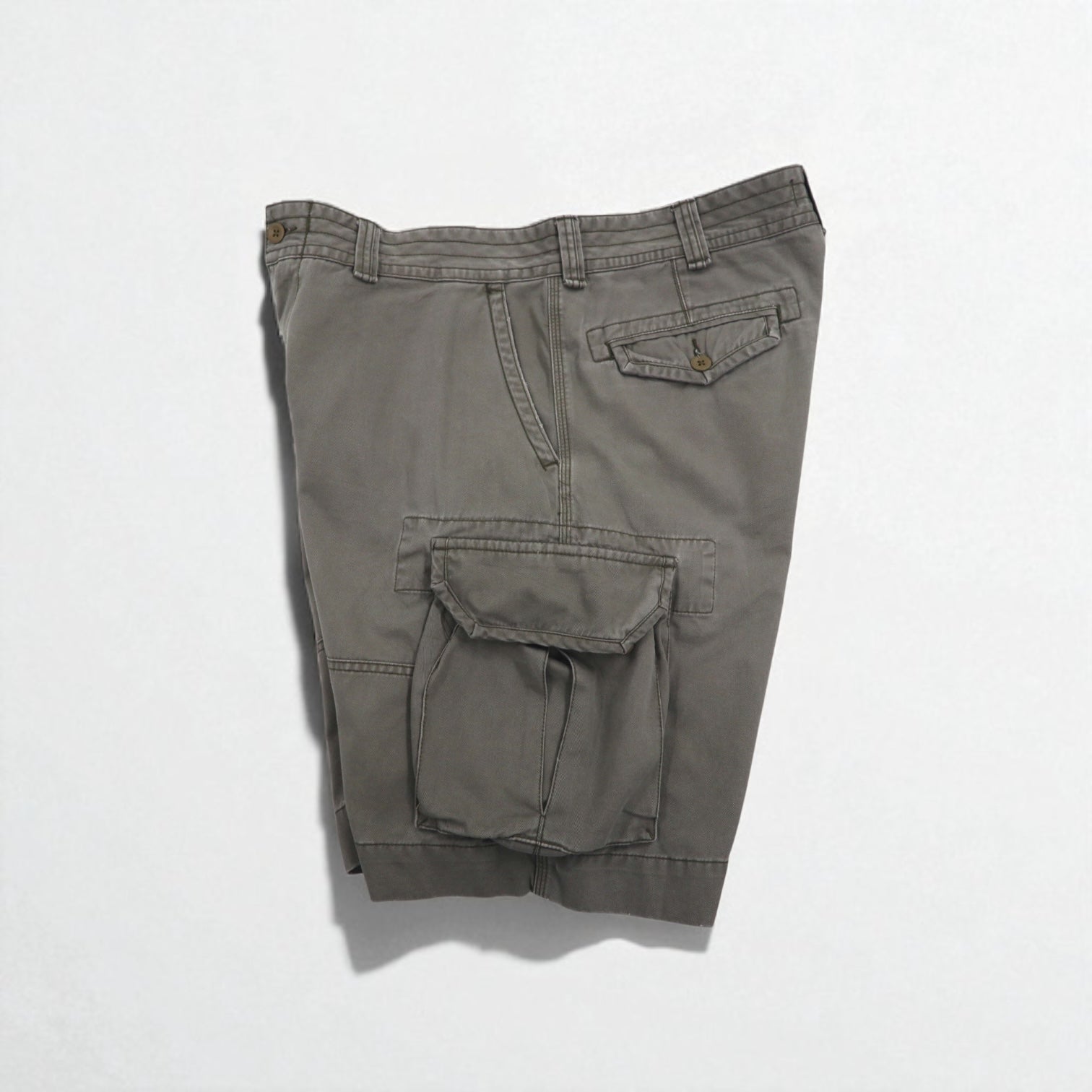 Polo by Ralph Lauren anni '90, pantaloncini cargo larghi Polo Chino, taglia XL, color cachi, in cotone, sotto il ginocchio.