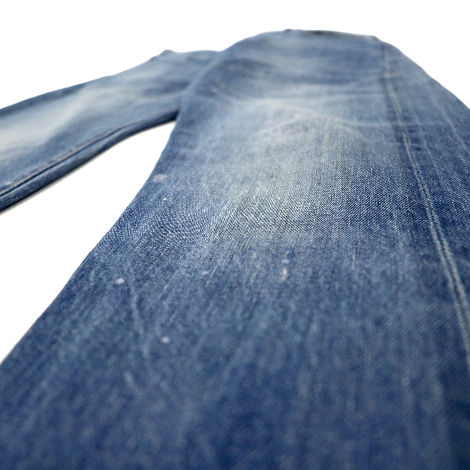 LEVI'S VINTAGE CLOTHING (LVC) 501ZXX Modello 1954 Big E Jeans Denim con cimosa 30 Blu Cotone Cucitura rossa Cerniera 42TALON Toppa in pelle 50154-0081 Fatto in Turchia