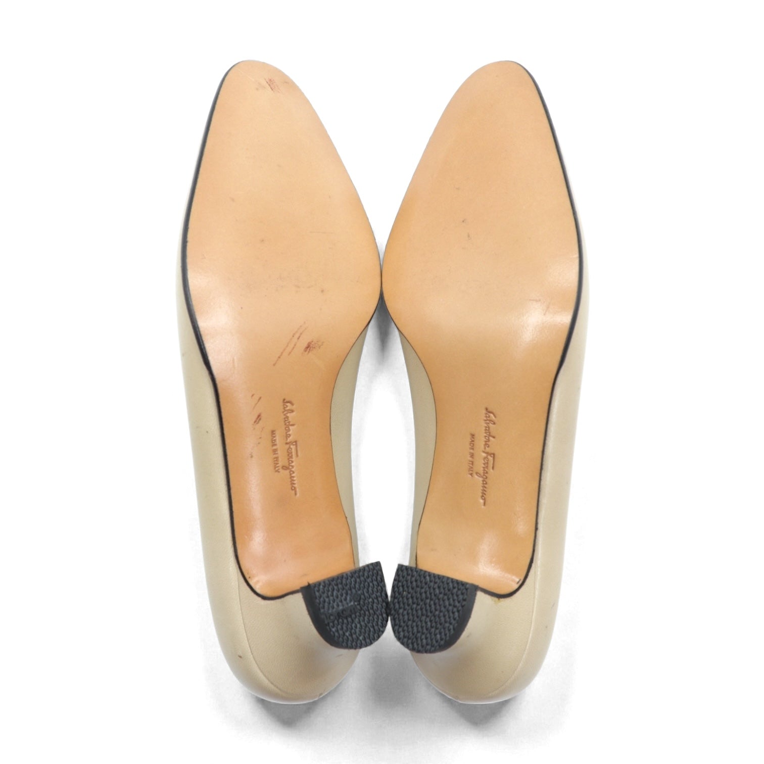 SALVATORE FERRAGAMO ヒール パンプス 22cm ベージュ レザー イタリア製