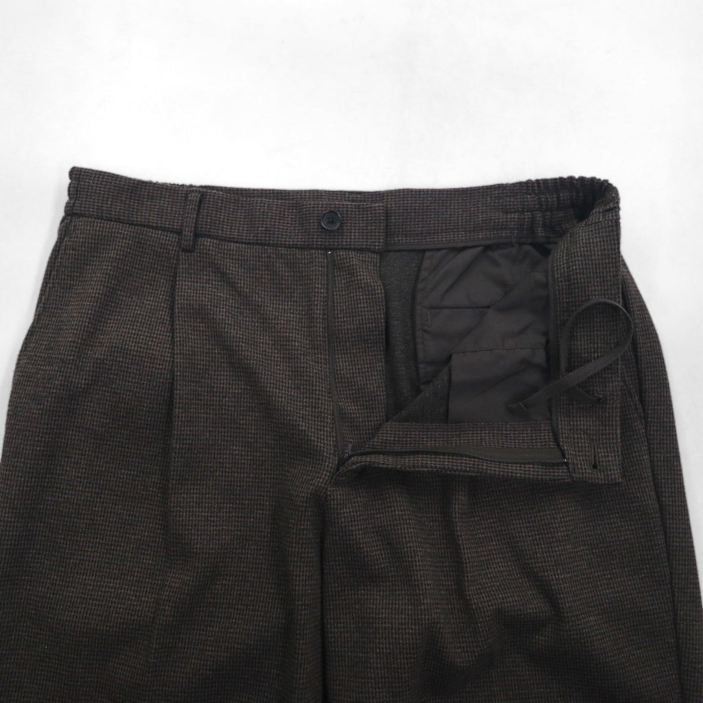 UNIQLO pantaloni ampi con pieghe a quadretti easy fit tipo "slacks" taglia XL, marroni, in cotone