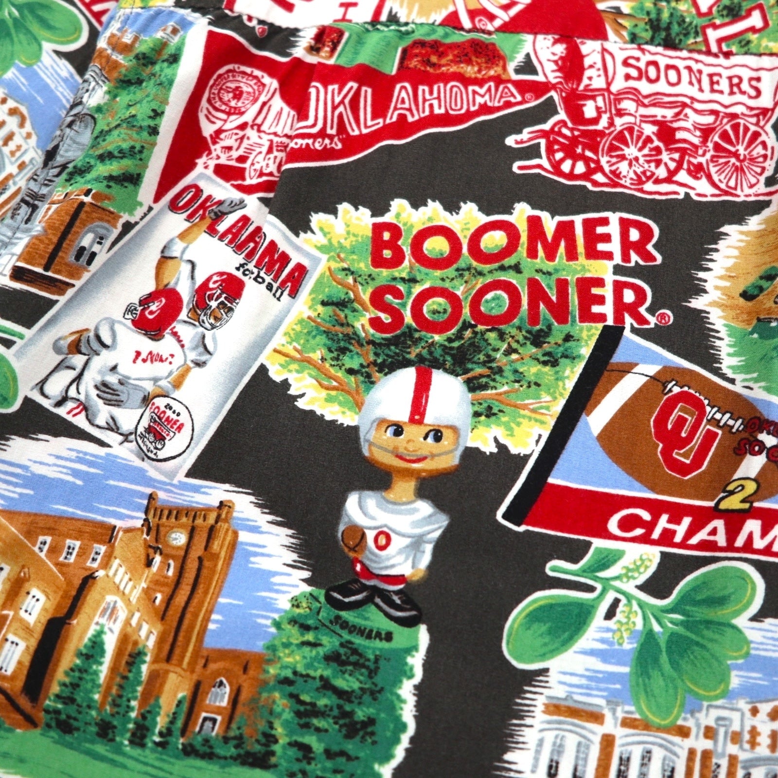 Reyn SPOONER anni '90, made in Hawaii (USA) AMERICAN CLASSICS camicia hawaiana 2XL multicolore rayon NCAA OKLAHOMA SOONERS football universitario