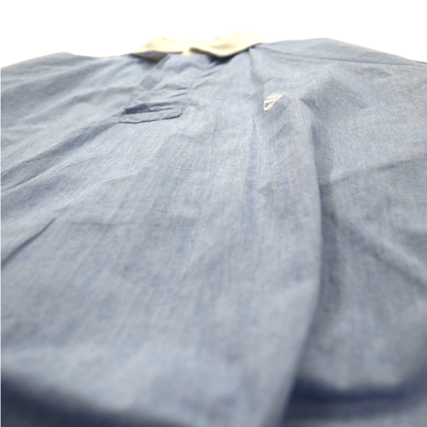 Camicia chambray pullover Nautica anni '90, taglia XL, blu, in cotone, con ricamo logo piccolo.
