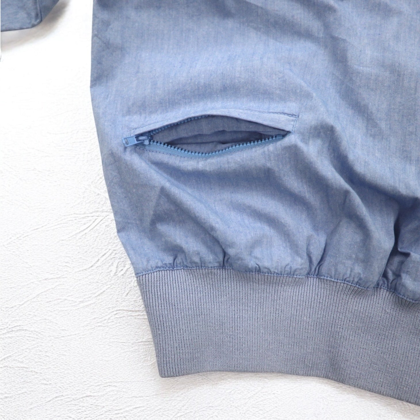 Camicia chambray pullover Nautica anni '90, taglia XL, blu, in cotone, con ricamo logo piccolo.