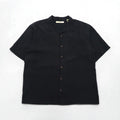TOMMY BAHAMA Camicia in seta con colletto aperto stile hawaiano, taglia XL, colore nero, vestibilità squadrata, logo ricamato sul retro, motivo cocktail