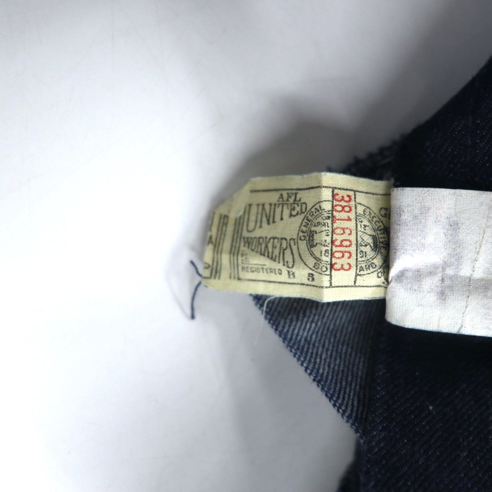 Lee anni '70 jeans a vita alta con piega centrale, taglia S, blu indaco, 42TALON, etichetta Union Ticket 303-1949