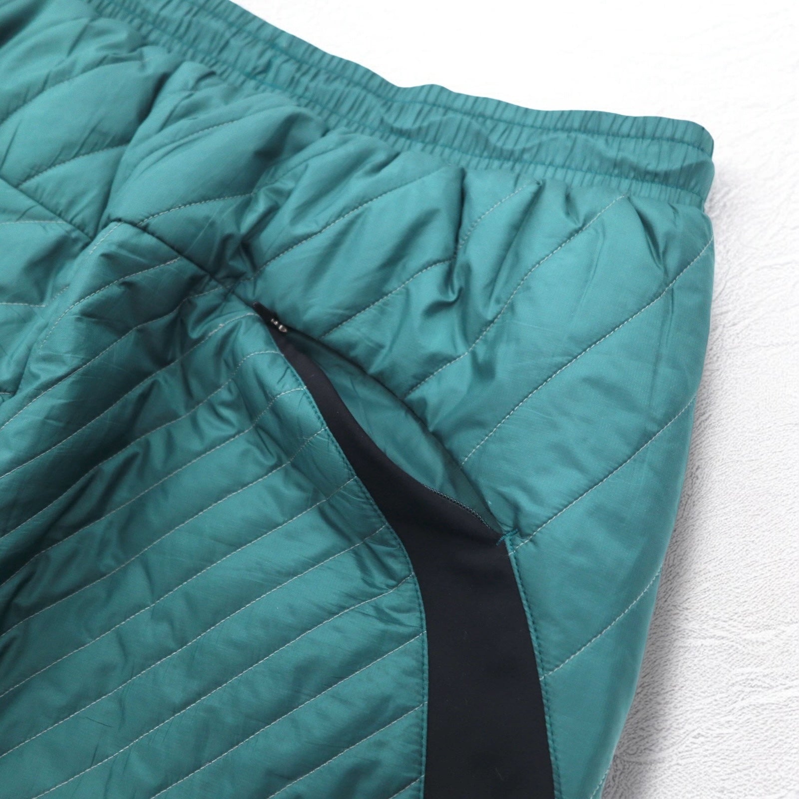 Kiko Kostadinov × Asics Pantaloni trapuntati isolanti M Verde 19AW INSULATION PANTS Nuovo