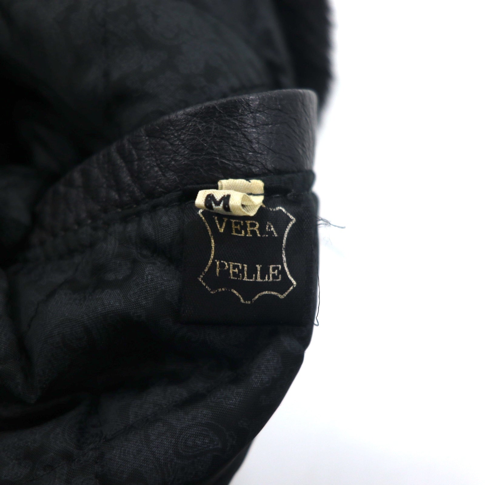 Anni '90 VERA PELLE Giacca in pelle doppiopetto taglia M, colore nero, con fodera in pelle e pelliccia, motivo paisley interno e collo in pelliccia acrilica.