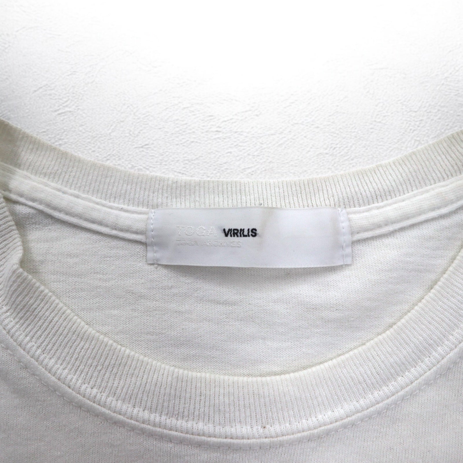 T-shirt con taschino TOGA VIRILIS Poket Tee S bianca in edizione limitata THE PARKING GINZA