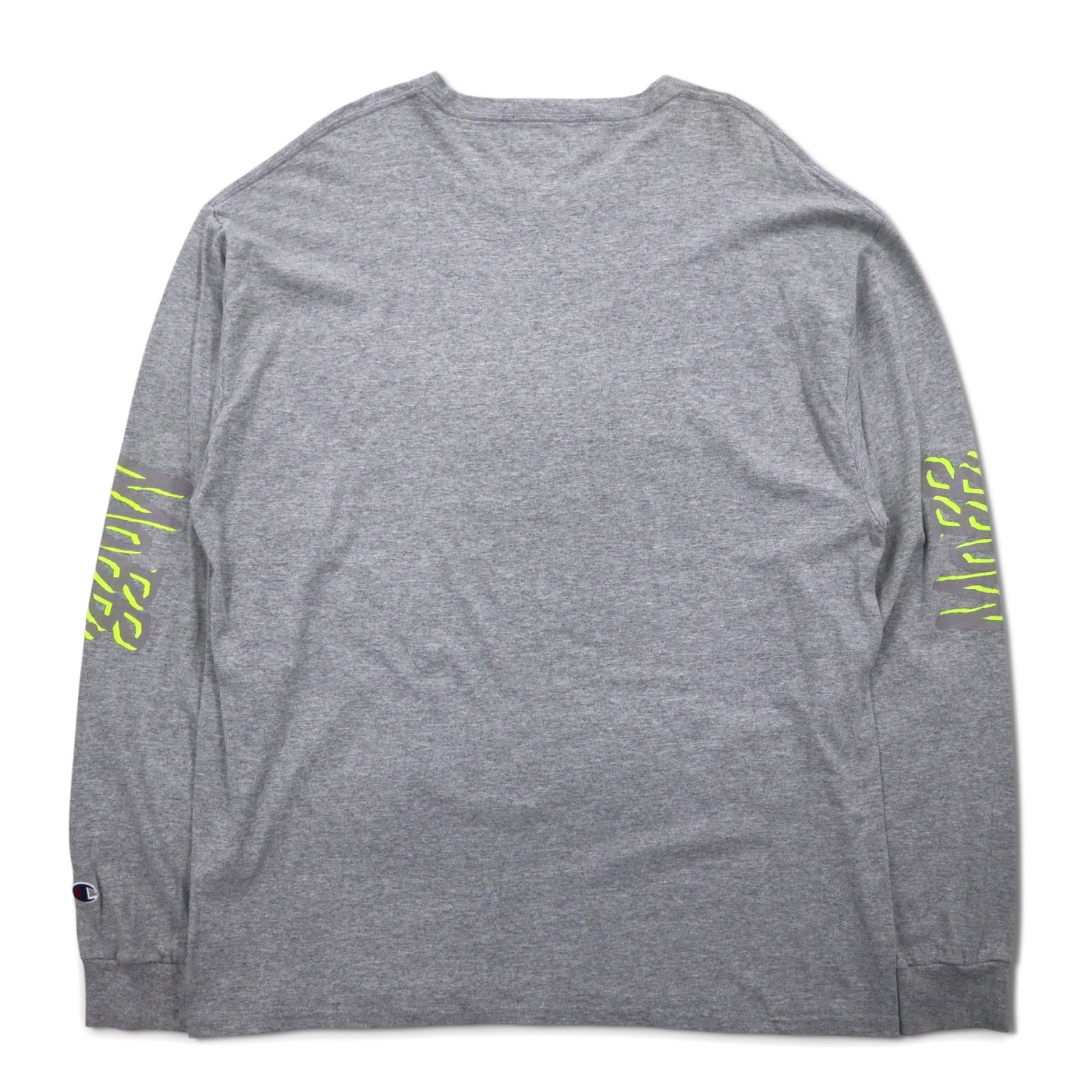 MOBB. × Champion T-shirt a maniche lunghe XL grigio stampa sulle maniche Made in El Salvador