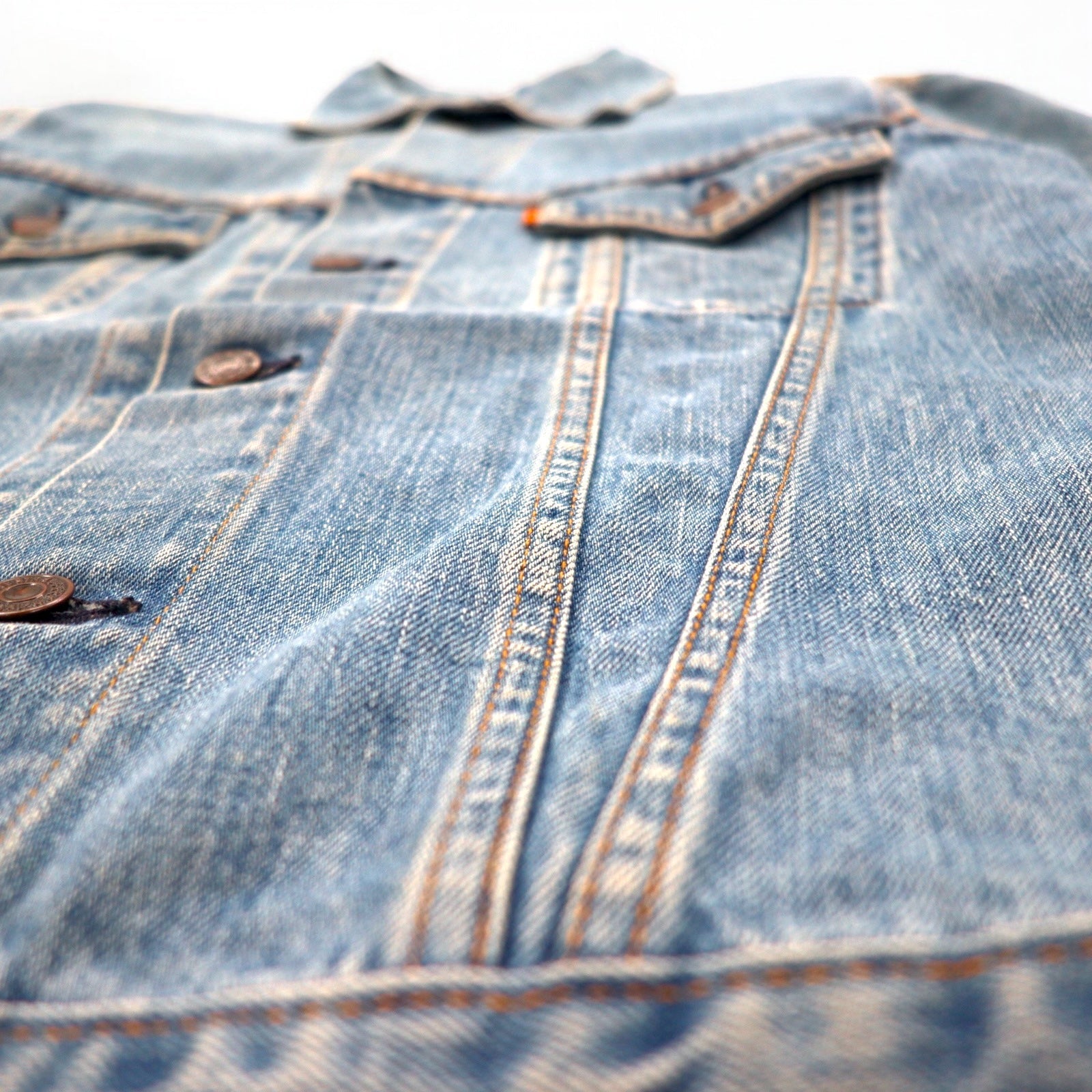 LEVI'S VINTAGE CLOTHING (LVC) Prodotto negli Stati Uniti, riedizione anni '70, giacca di jeans tipo 3rd, taglia M, blu, linguetta arancione 72351-0003