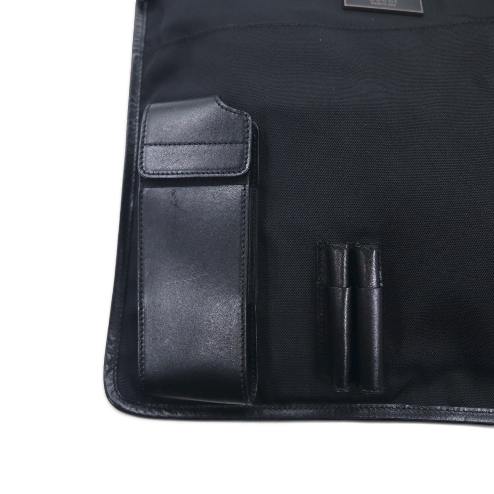GUCCI Borsa a tracolla marsupio nero in nylon con placca logo 019・0335 002058