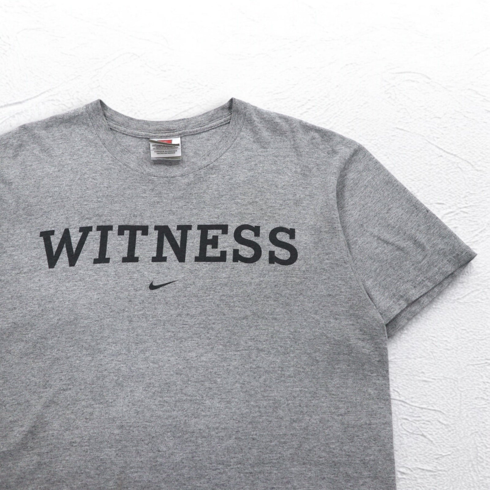 NIKE Anni 2000 etichetta TEAM T-shirt WITNESS L grigia cotone swoosh centrale Made in Mexico