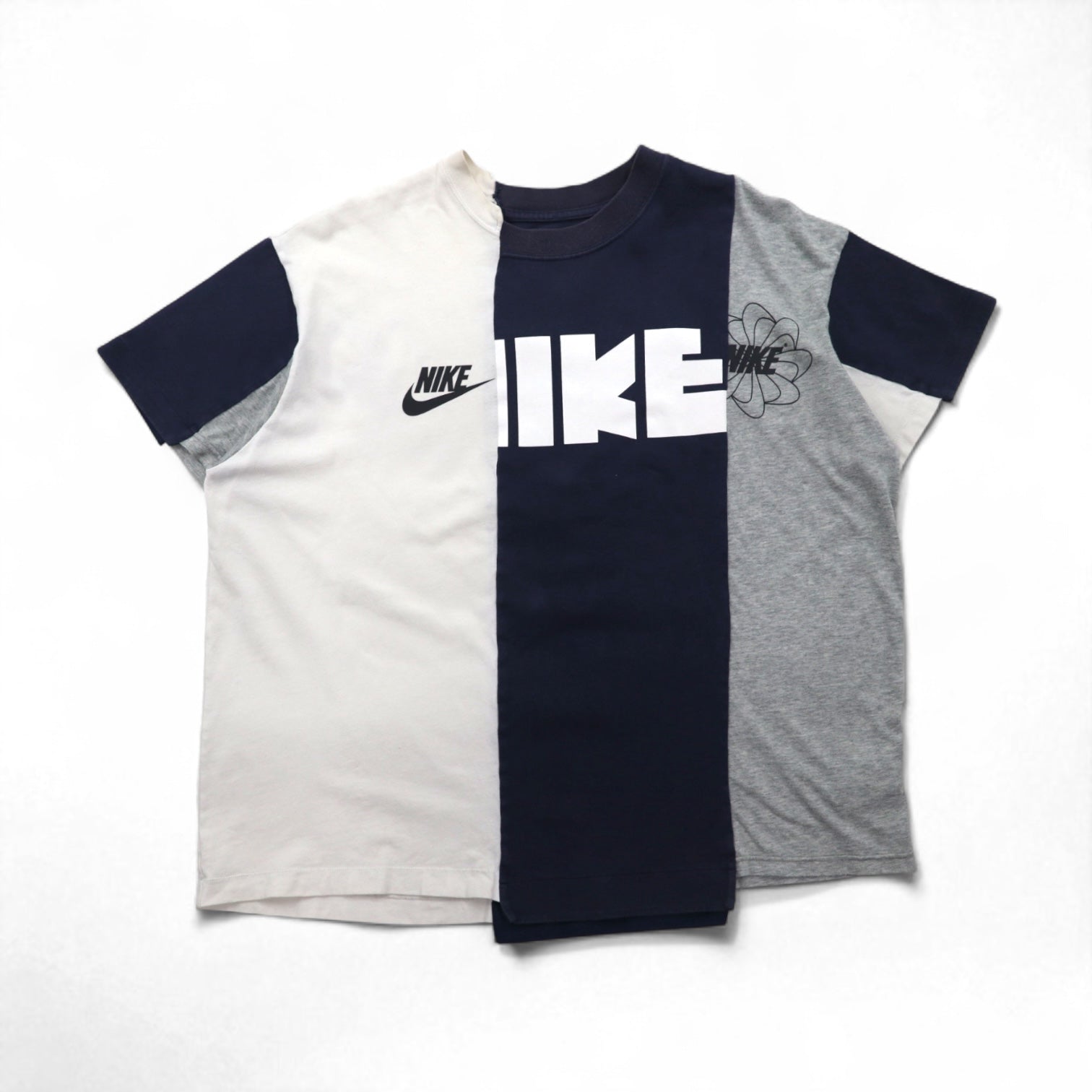 sacai × NIKE T-shirt ricostruita, taglia L, bianco, blu navy, grigio, Windrunner, "Gotsu Nike", cotone