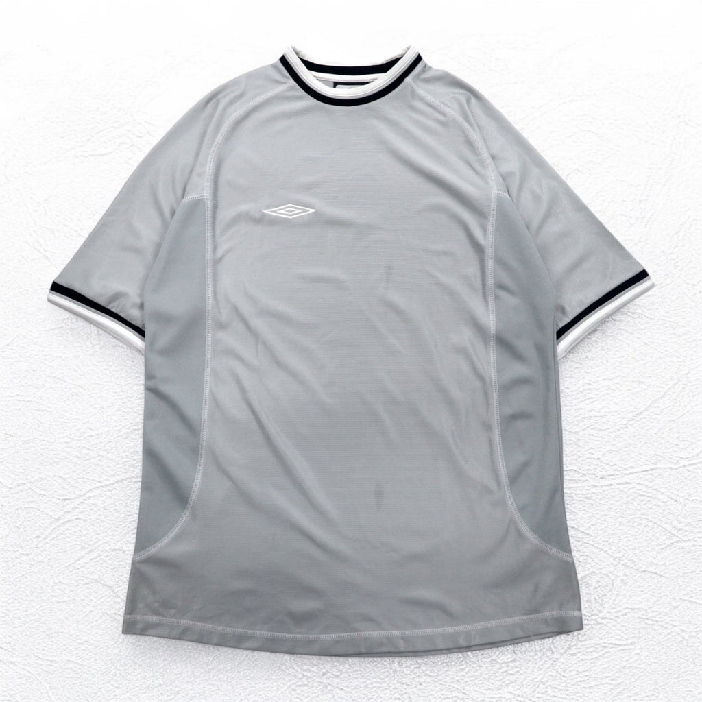 UMBRO Anni 2000 Maglia da Calcio T-shirt XL Grigio Poliestere Logo ricamato