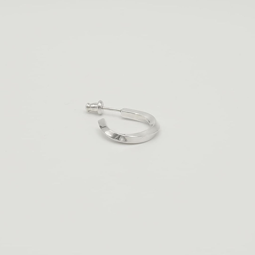Orecchini a cerchio in argento 925 | 22-E-019