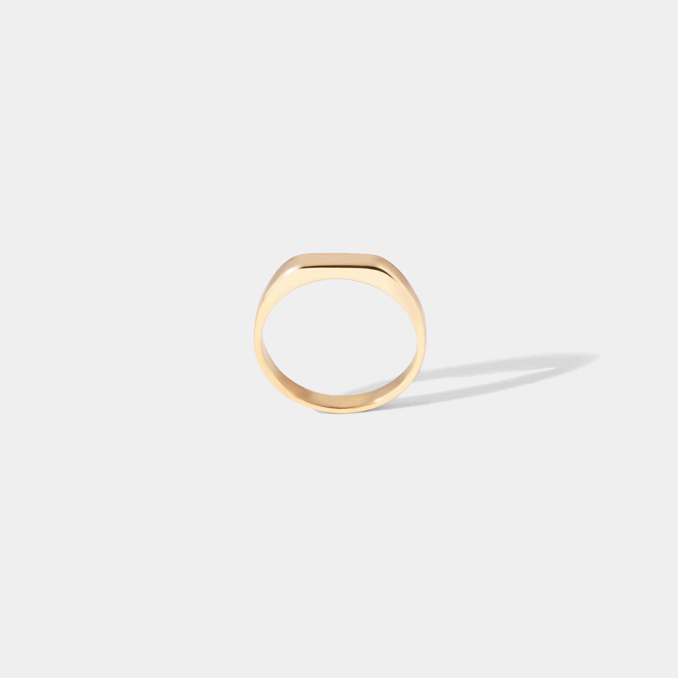 Anello piatto