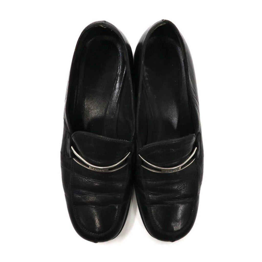 PRADA ローファー 23cm ブラック Vチップ レザー ロゴプレート イタリア製