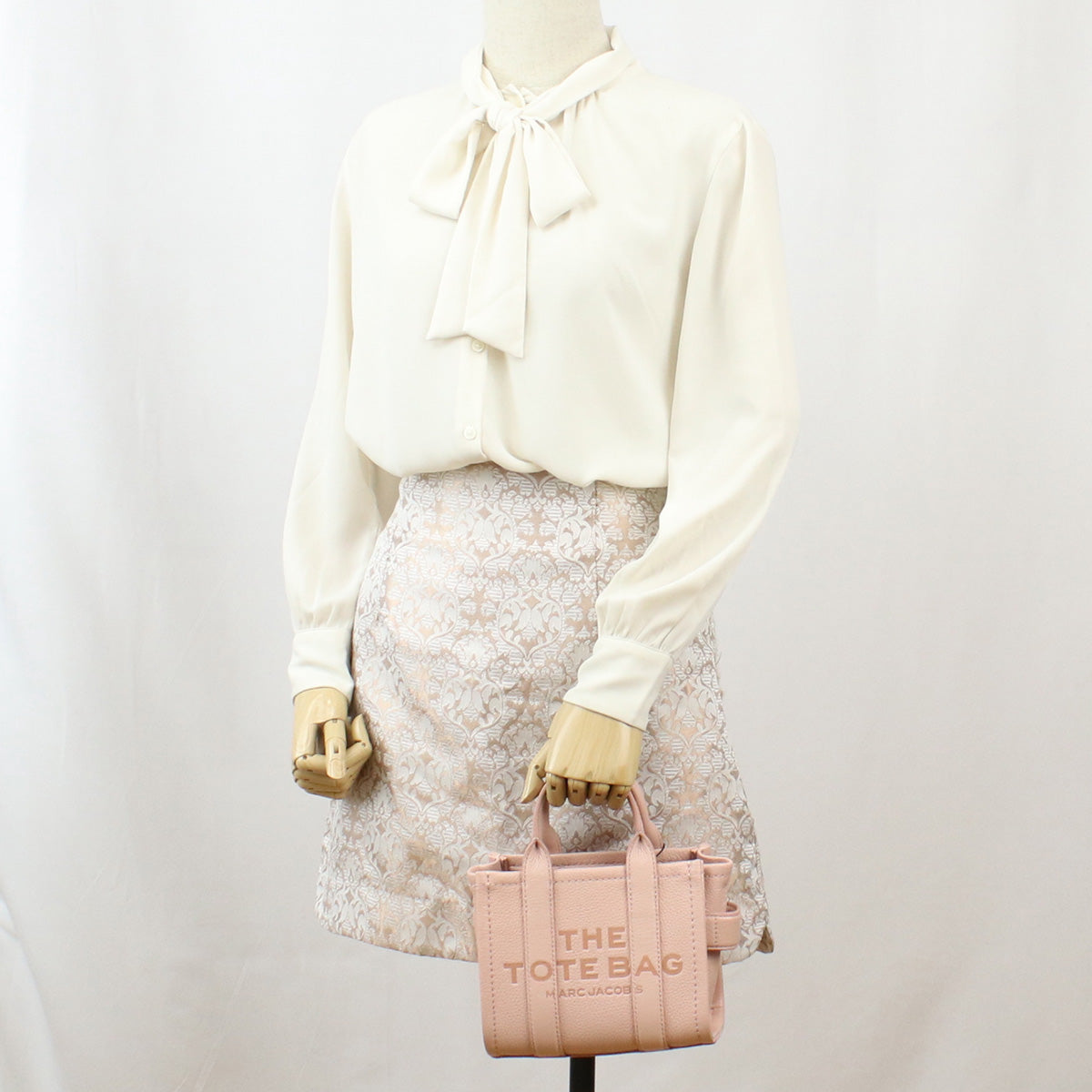 マーク・ジェイコブス MARC JACOBS THE MICRO TOTE トートバッグ　ブランドH053L01RE22　624ROSE ピンク系　bag-01
