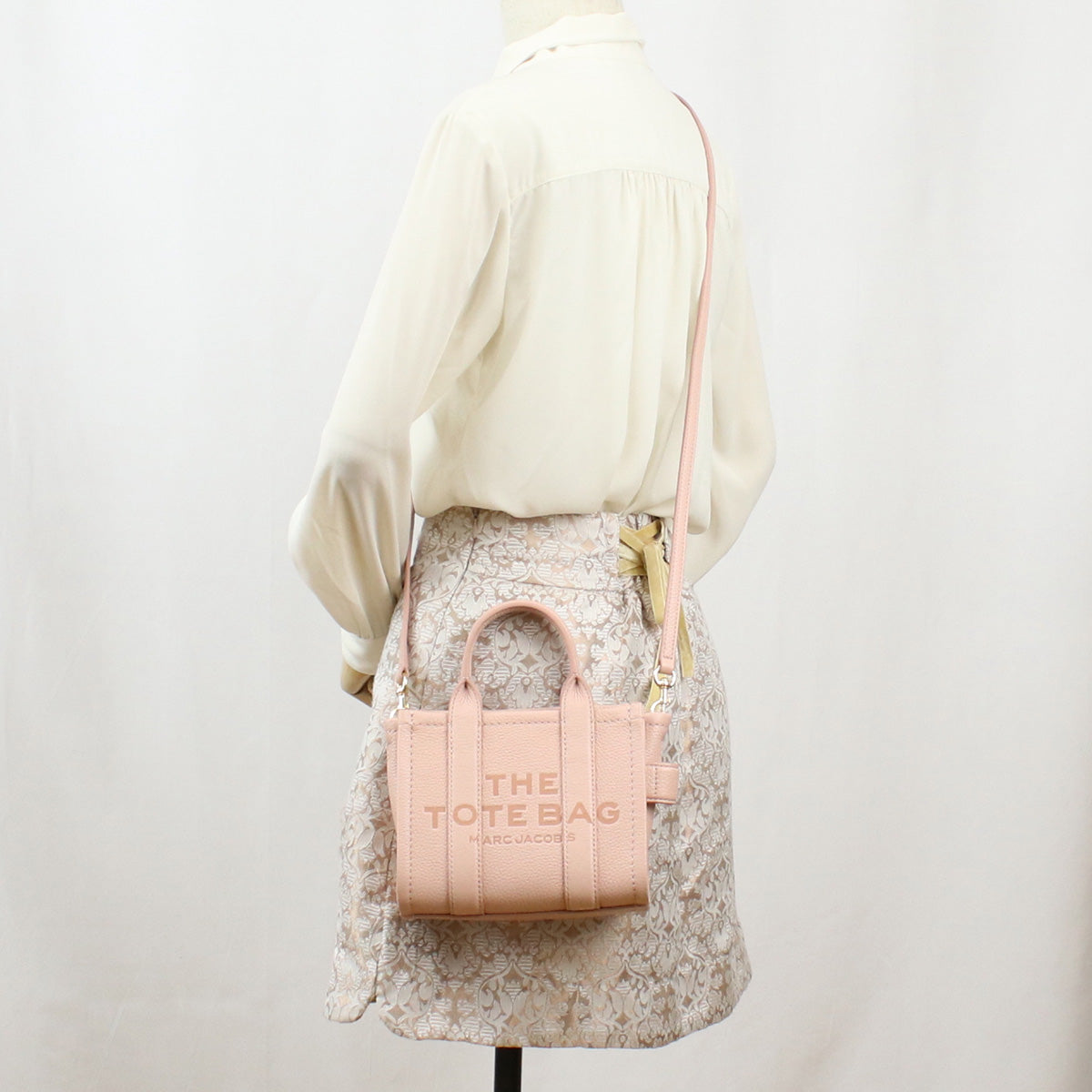 マーク・ジェイコブス MARC JACOBS THE MICRO TOTE トートバッグ　ブランドH053L01RE22　624ROSE ピンク系　bag-01