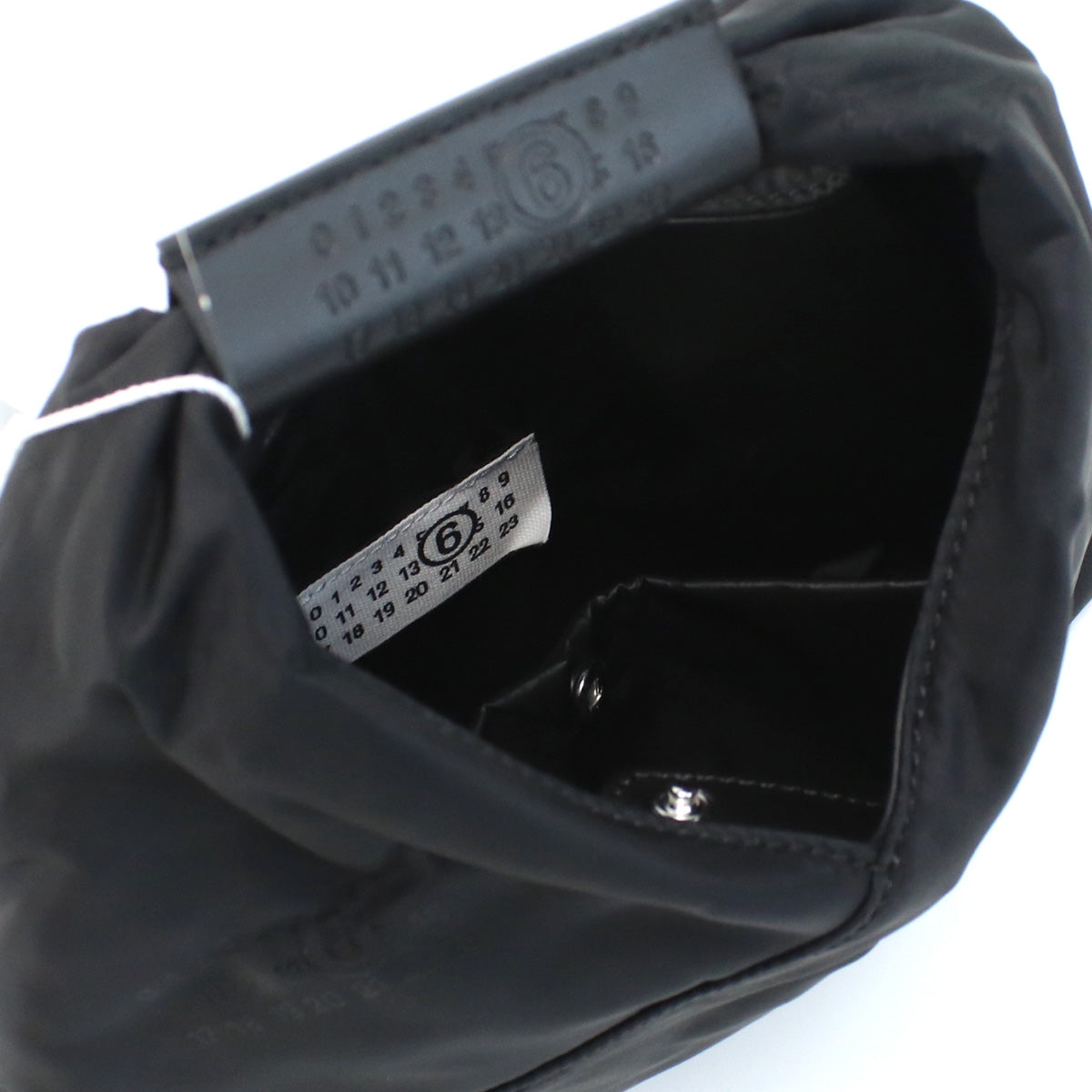 エムエムシックス MM6 ハンドバッグ ブランド ジャパニーズ ミニSB6WD0013　P6197　T8013ブラック bag-01