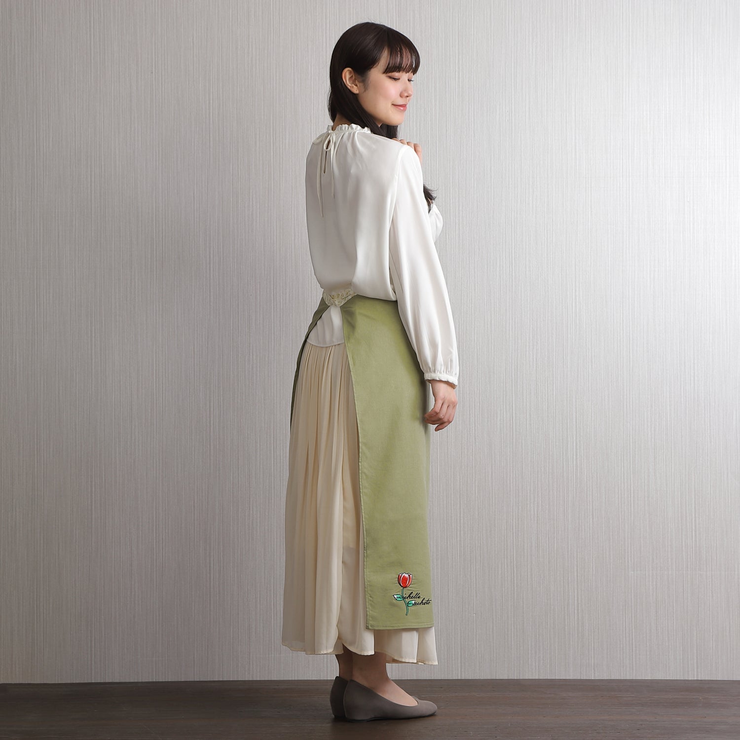 [Michelle Machoto] ミッシェルマコット イワツメクサ柄 ソムリエエプロン D-0603-2