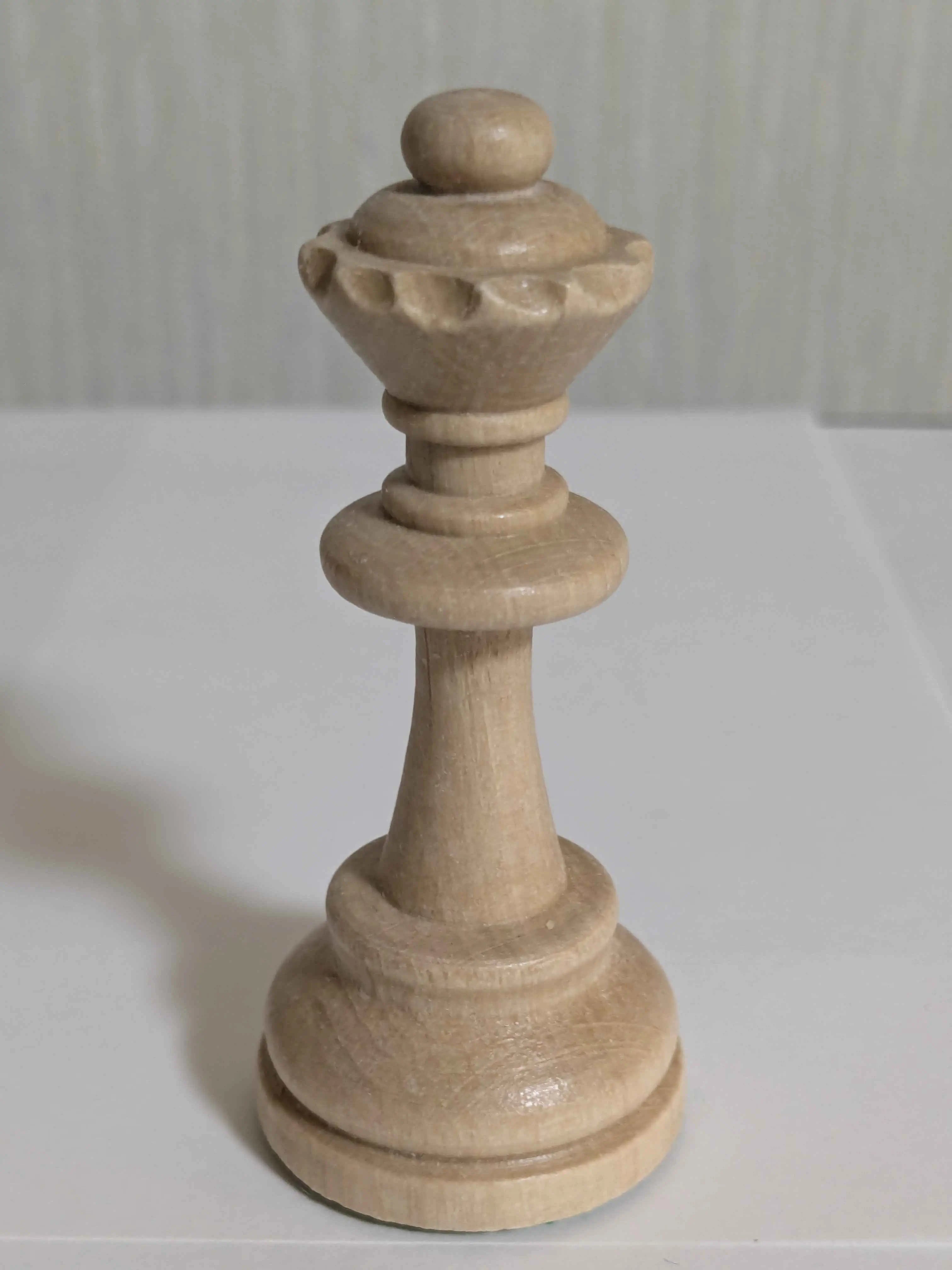 WEGIEL Scacchi Staunton n. 6, con contenitore, 2 Regine incluse